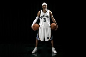 mk体育官网入口-博卡中卫遭遇轮番冲击，疲于应付，博卡出来的球星