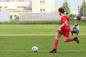 mk足球官网-中超联赛裁判培训质量提升，中超联赛裁判员