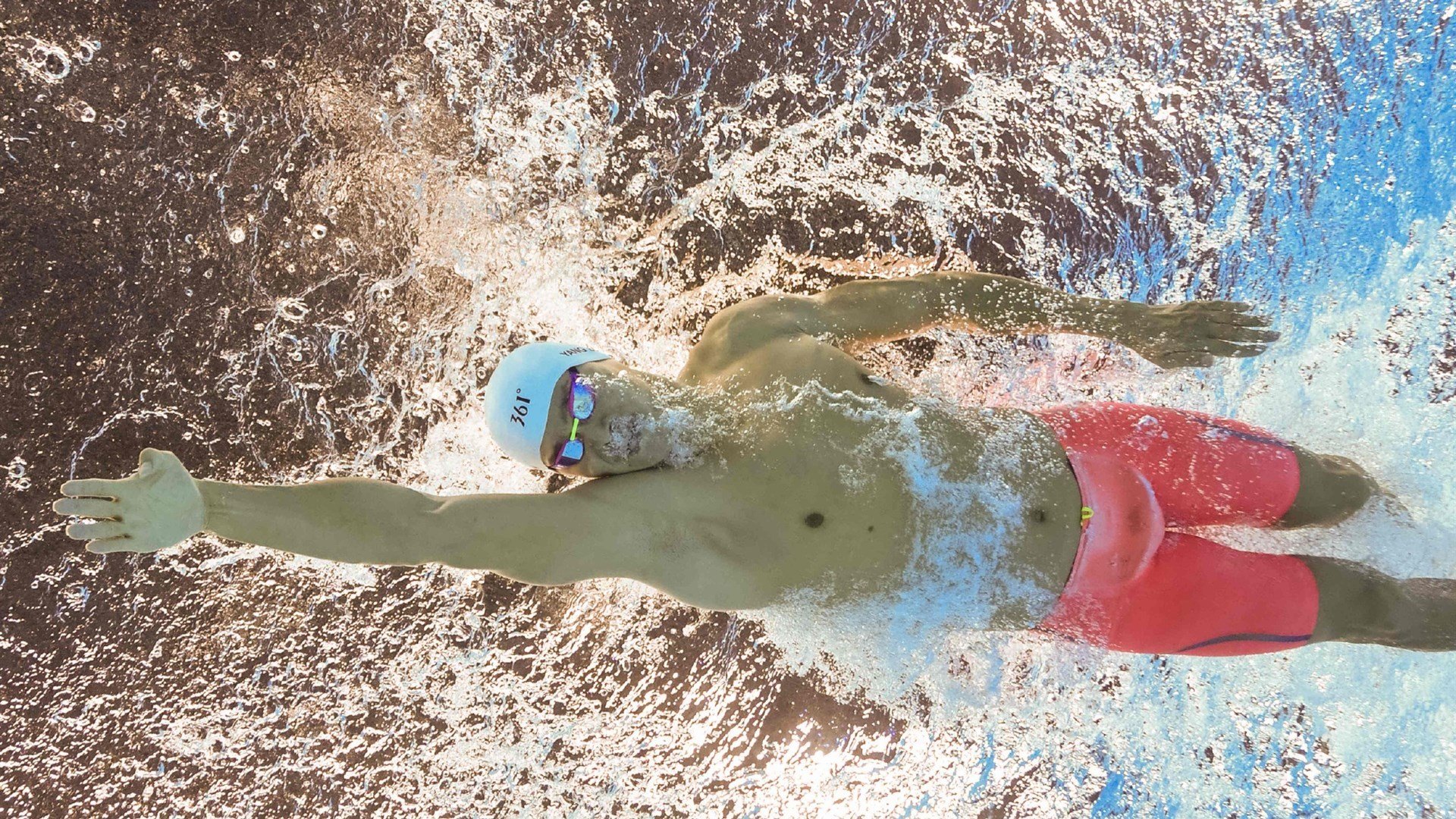 德克斯200米蝶泳展现优异技术实力,德克斯200米蝶泳展现优异技术实力视频